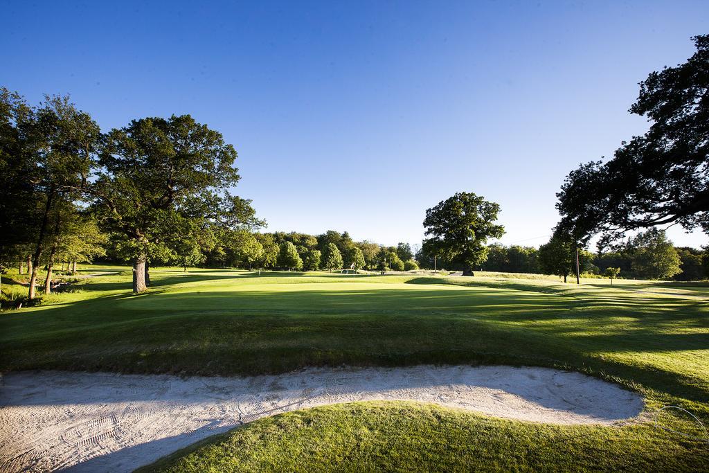Soederasens Golf Lodge Risekatslosa Dış mekan fotoğraf